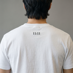 Manifestación 11:11 Embroidered T-Shirt – Crisp White
